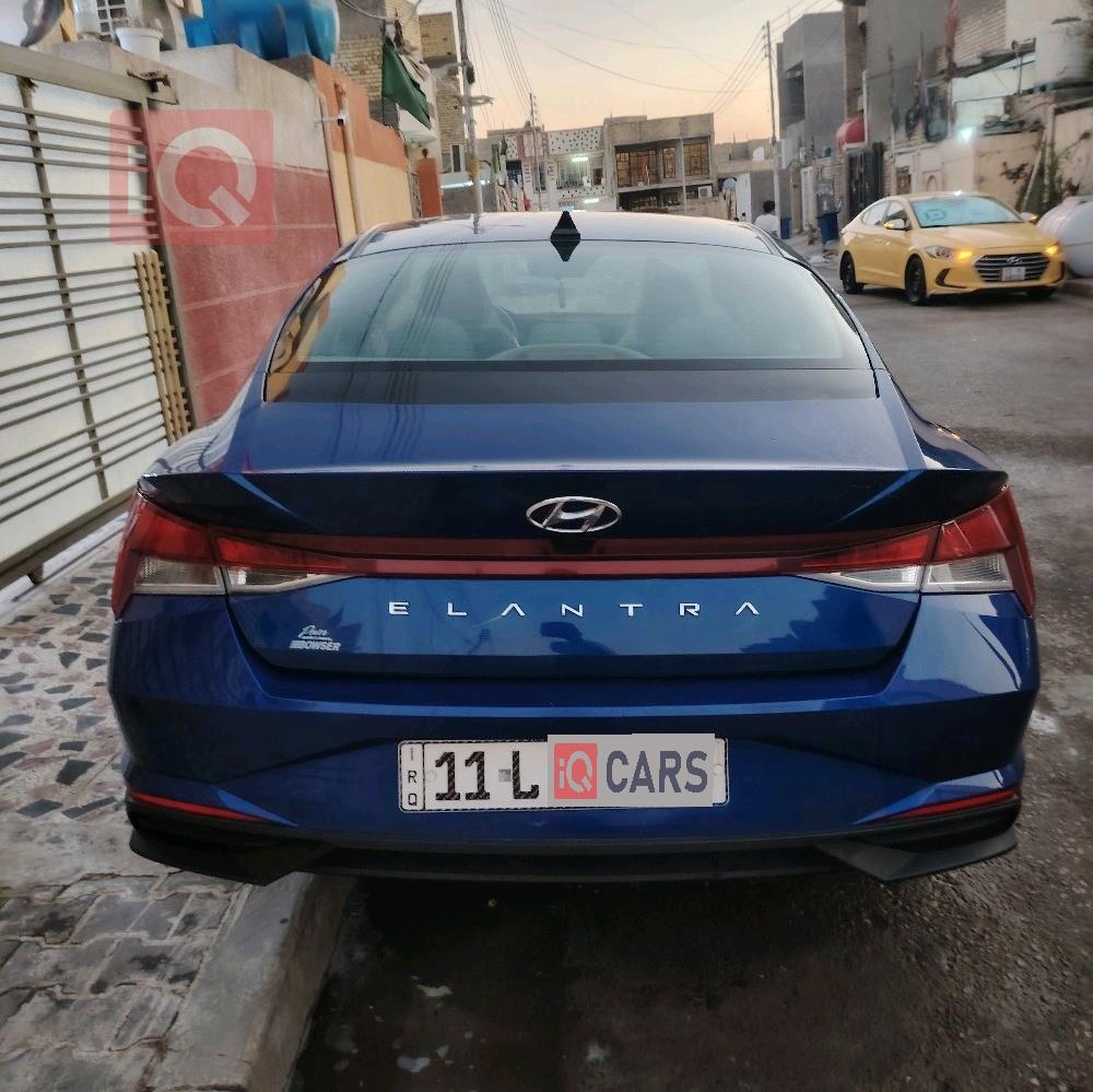 هیۆندای ئەلەنترا